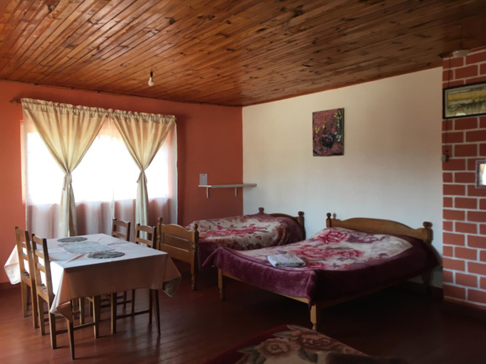 Bedroom 4, Antsaly, Analamanga