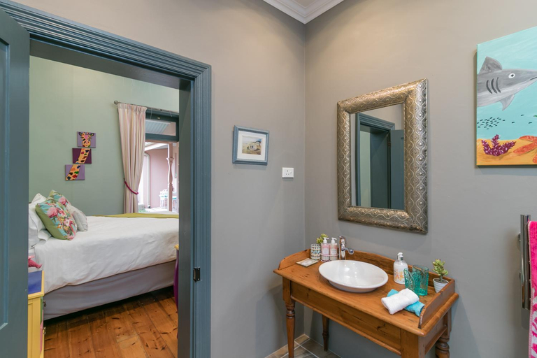 Bathroom 5, Betty's Boutique Hotel, Eden