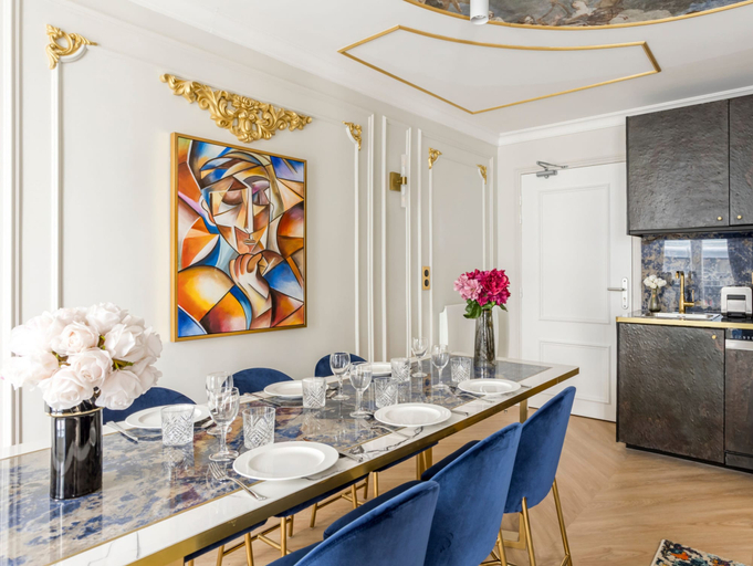 Food & Drinks 4, Merveil Luxury Suites - Rougemont I-II-III, Paris
