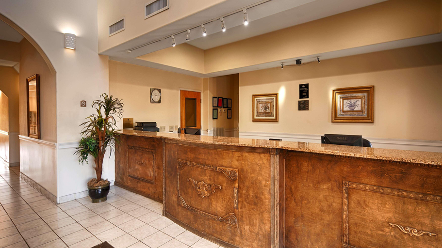 Public Area 2, Best Western Plus Bass Hotel & Suites, Saint Clair