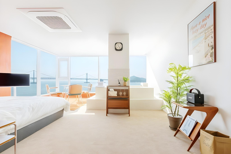 Bedroom, Busan Lazy Morning Ocean View Pension, Suyeong