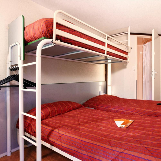 Bedroom 3, Premiere Classe Avallon, Yonne