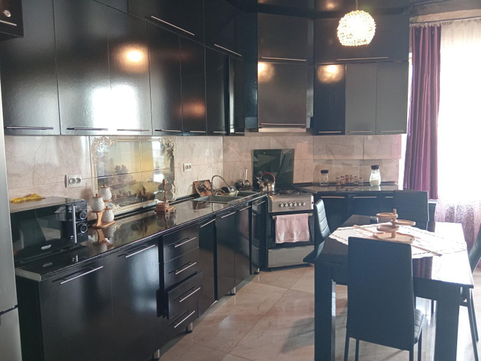 Others 5, Apartament, Kobuleti