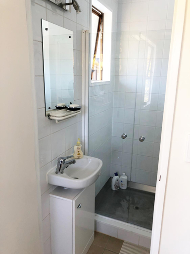 Bathroom 5, Sunny Home, Rotorua