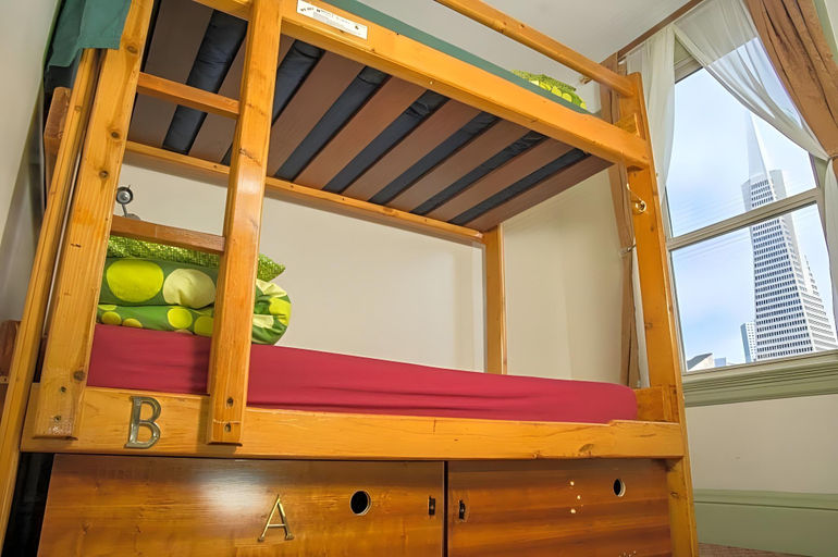Bedroom 3, Green Tortoise Hostel, San Francisco