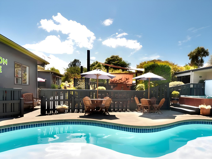 Sport & Beauty 2, Anndion Lodge Motel and Function Centre, Wanganui