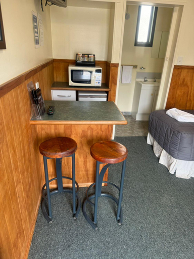 Others 4, New Central Hotel Woodville, Tararua