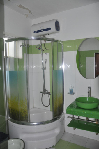 Bathroom 4, Rose Hotel, Ngô Quyền