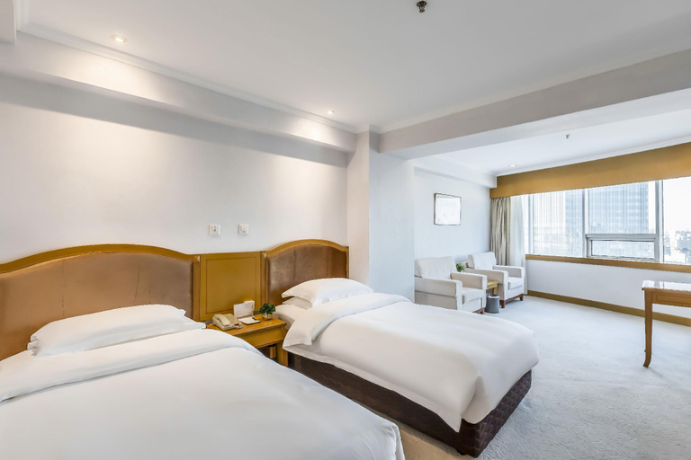 Bedroom 2, Baoding Zhong Yin Hotel, Baoding