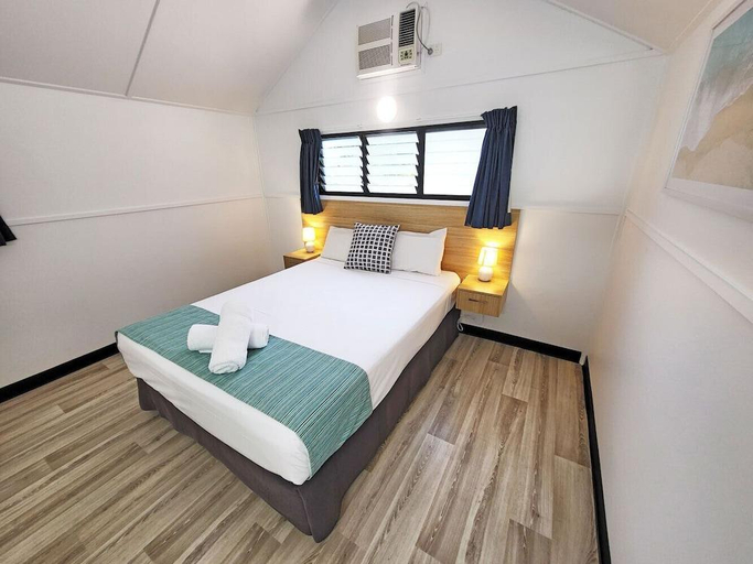 Bedroom 3, Ellis Beach Oceanfront Holiday Park, Cairns