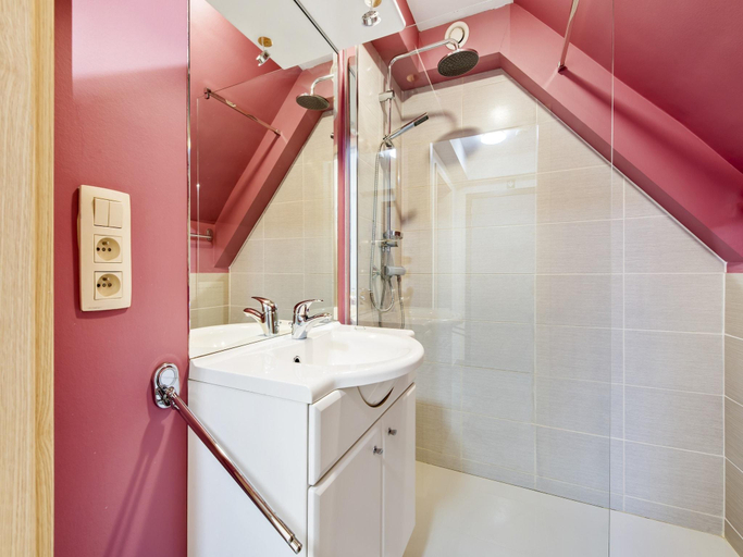 Others 2, Nice duplex located in the market square, West-Vlaanderen