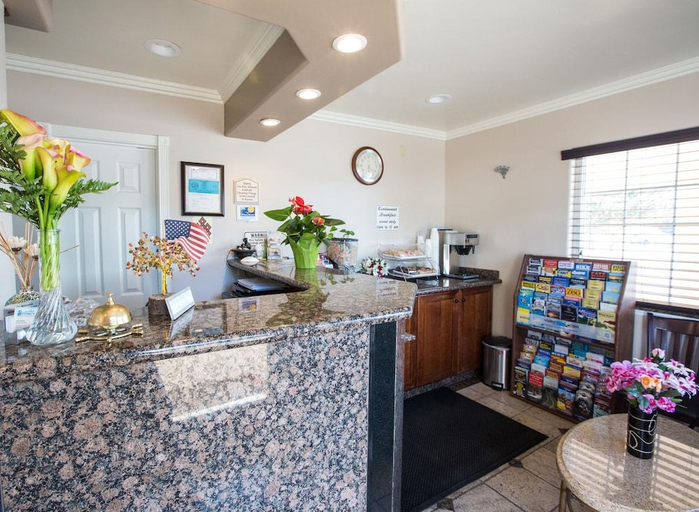 Others 4, Beachwalker Inn & Suites, San Luis Obispo