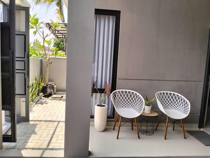 Others 5, Baturiti Modern Guest House with private pool, Sleman