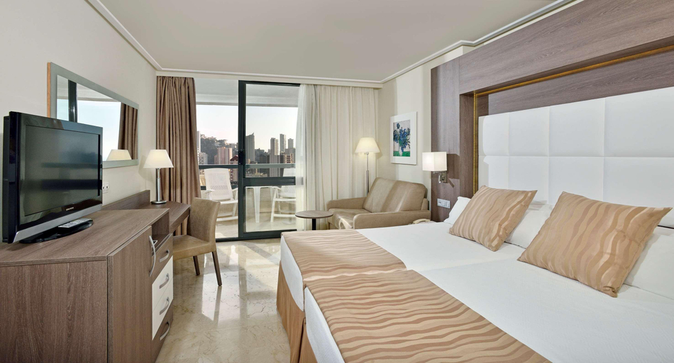 Bedroom 4, Melia Benidorm, Alicante