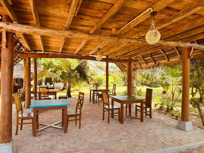 Food & Drinks 4, Villa LA Kurumba, Balapitiya