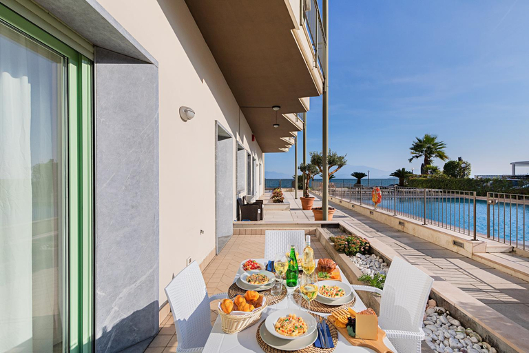 Food & Drinks, Residenza Miralago by Wonderful Italy, Brescia