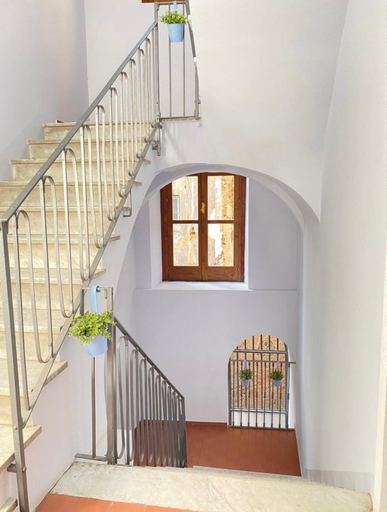 Others 2, Dreamhouse, Catania
