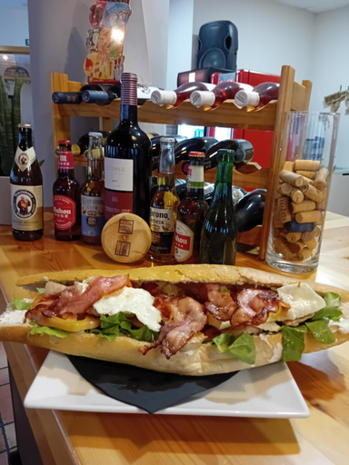 Food & Drinks 5, Hostal Pradaria, Cuenca