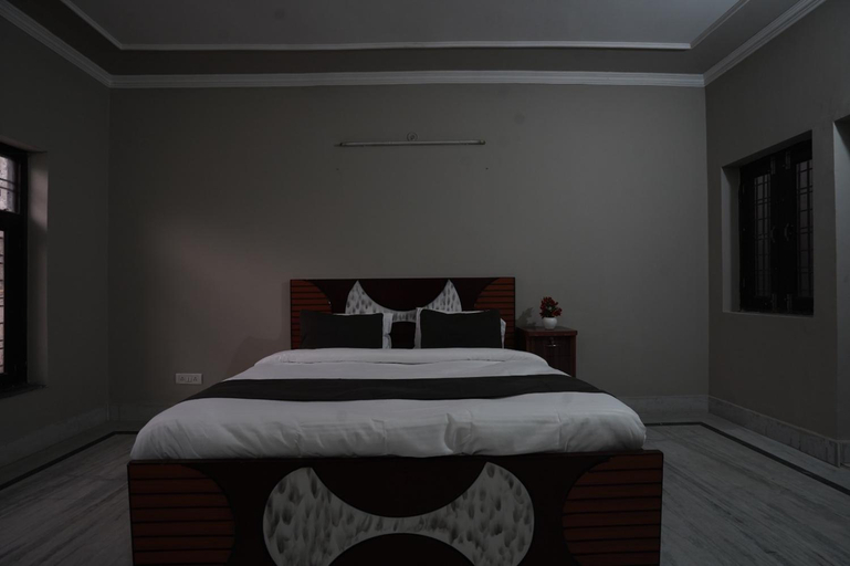 Bedroom 2, PLAY-SUNFLOWER Omega-1 couple friendly, Gautam Buddha Nagar