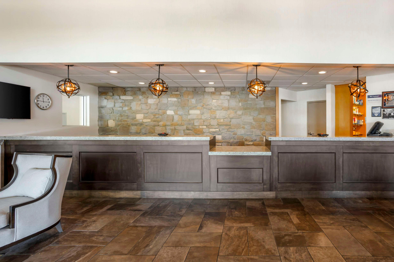 Public Area 3, Best Western Plus Revere Inn & Suites, Lancaster