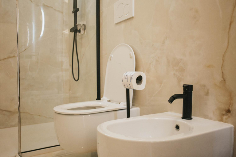 Others 5, Dalia Suite & Relax, Bari