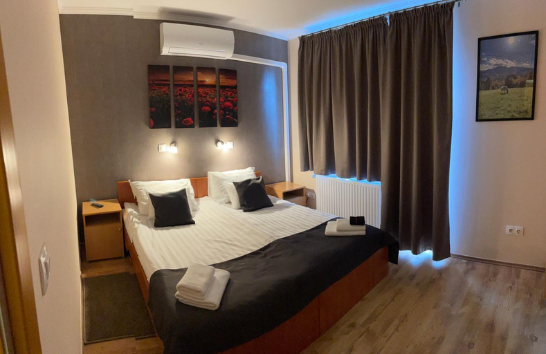 Bedroom 2, Angel's vendeghaz, Eger