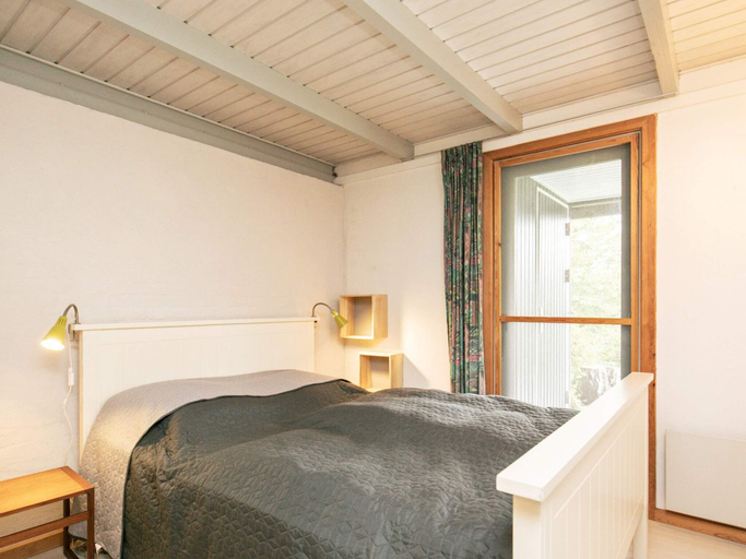 Bedroom 2, person holiday home in Roslev-By Traum, Skive