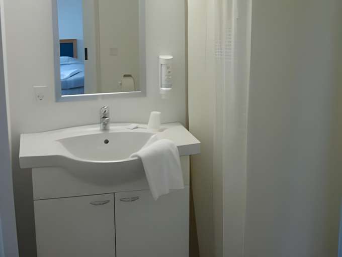 Bathroom 4, Hotel Havlund Bed and Breakfast, Norddjurs