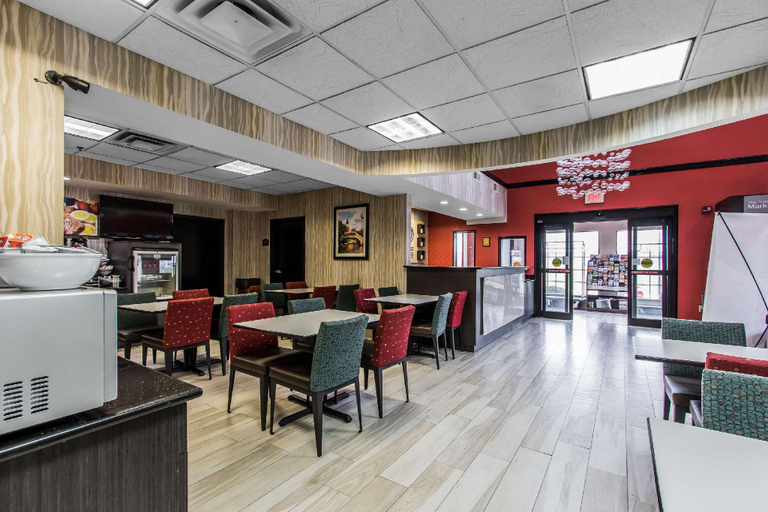 Food & Drinks 5, Comfort Suites Fairgrounds West, Oklahoma