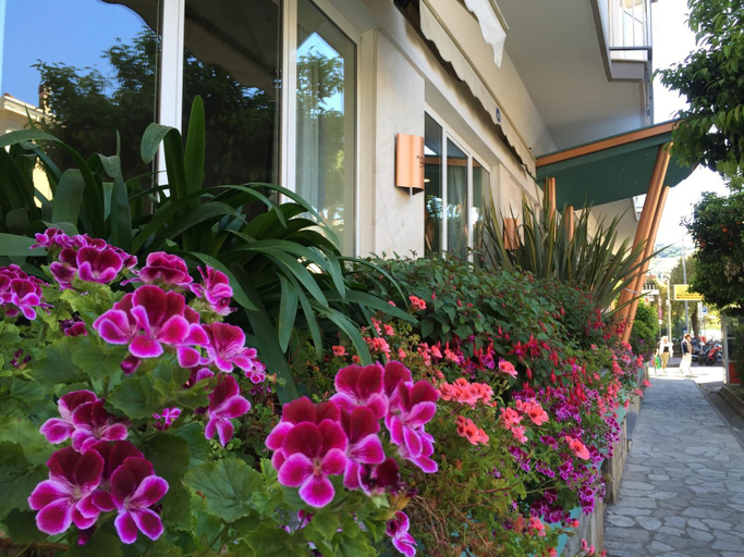 Others 4, Hotel Baia Bianca, Imperia