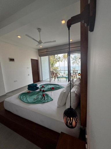 Bathroom 3, Villa LA Kurumba, Balapitiya