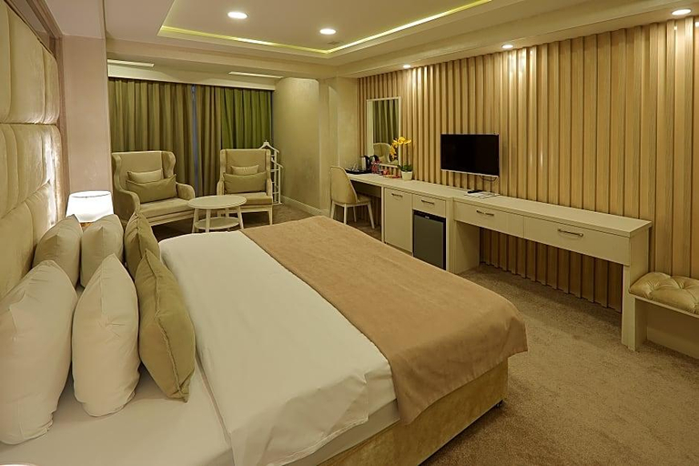 Bedroom 3, Ganjali Plaza Hotel, Baku
