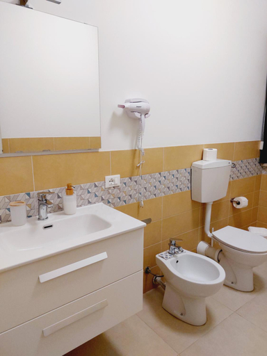 Bathroom 2, Un Passo dal Porto, Palermo