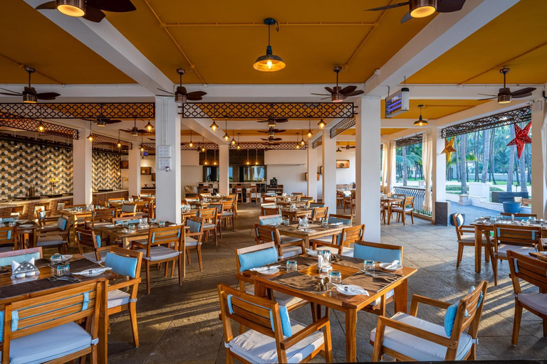 Food & Drinks 5, Silver Waves Resort & Spa - Daman, Daman