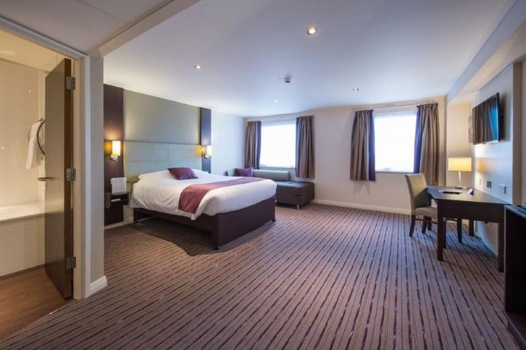 Bedroom 5, Portsmouth City Centre, Portsmouth