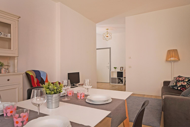 4, PeschieraHome Apartments, Verona