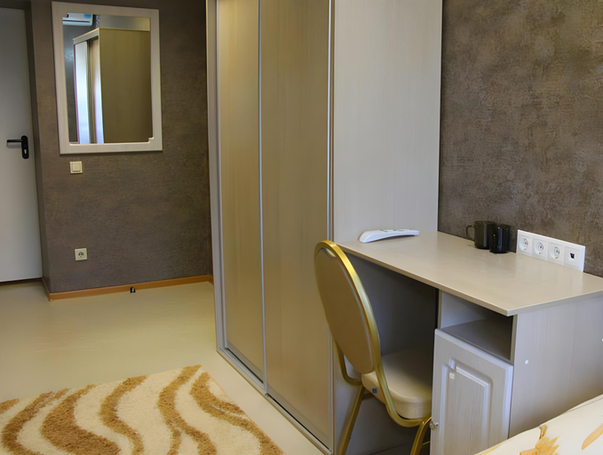 Others 3, Hotel Verona, Novokuznetskiy