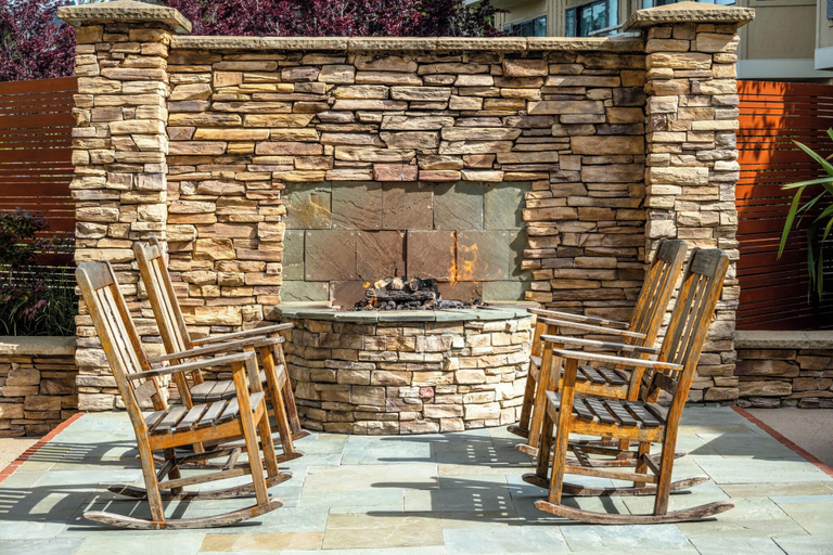 Public Area 2, The Lodge at Tiburon, Marin