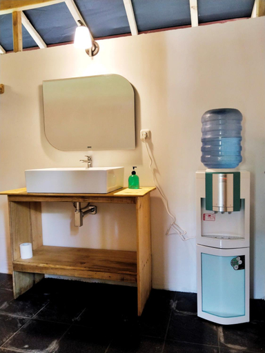 Bathroom 3, Blue Planet Dive Resort, Bulukumba