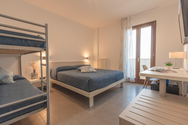 Others 5, I GELSI B&B, Lecce