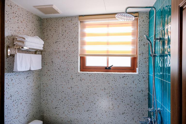 Bathroom 2, POSITANO HORSE HOTEL & SPA, Phú Quốc
