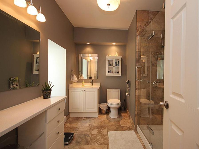 Bathroom 2, All Suites Whitney Manor, Lake Ontario