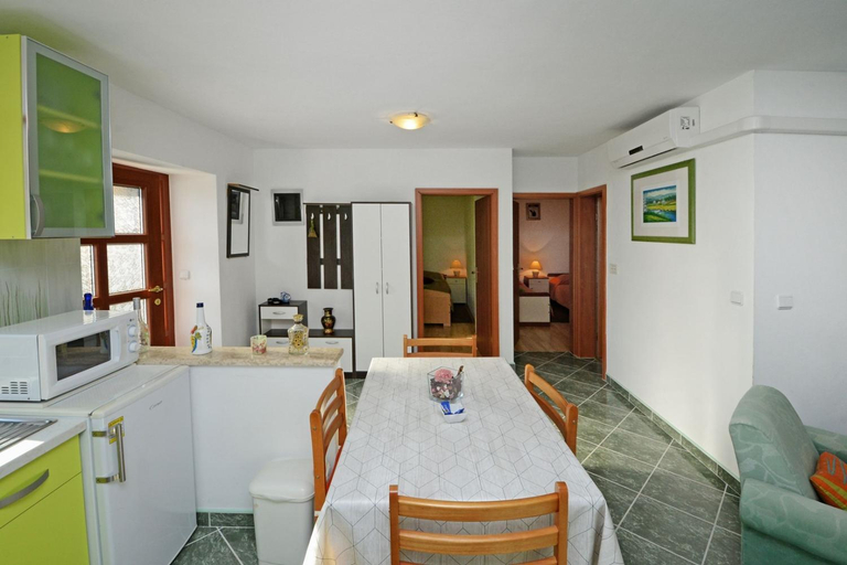 Others 5, Apartments Maslina for max 8 persons with garden, Baderna 12km from Porec, Poreč