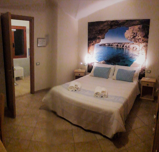 Bedroom 3, Meravisola, Cagliari
