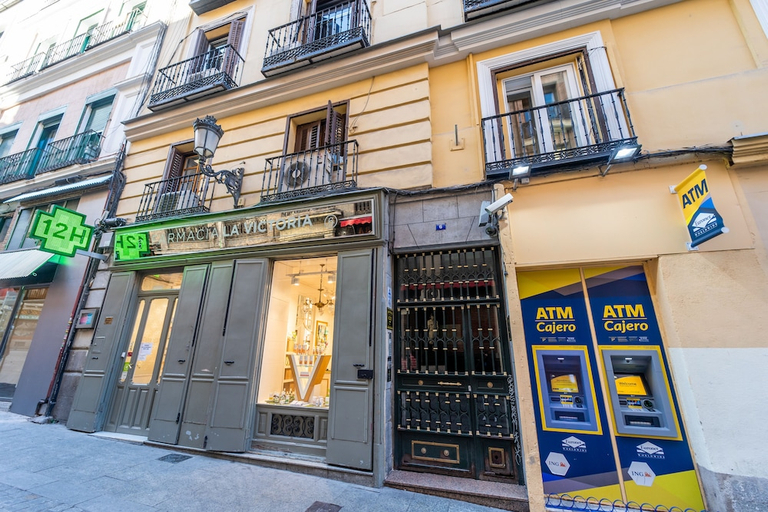 Exterior & Views 2, Hostal Matheu, Madrid