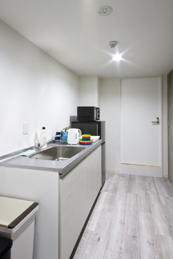 Others 3, Guest House Re-worth Joshin1 2F, Nagoya