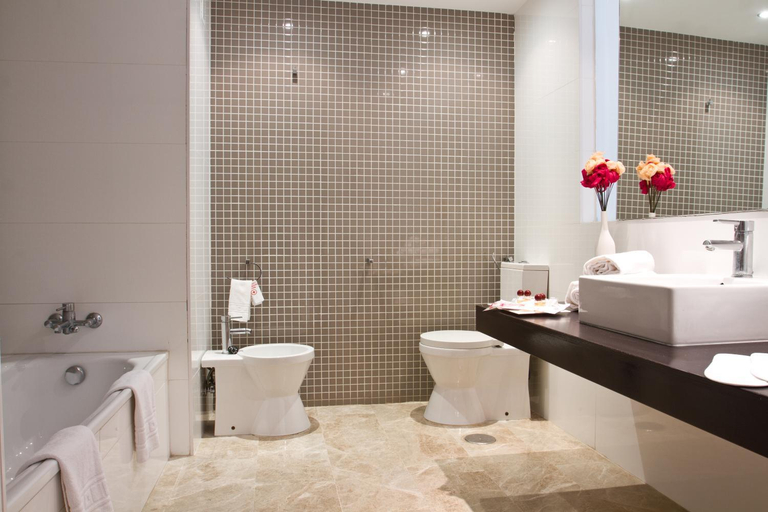 Bathroom 3, Hotel & SPA Dynastic, Alicante