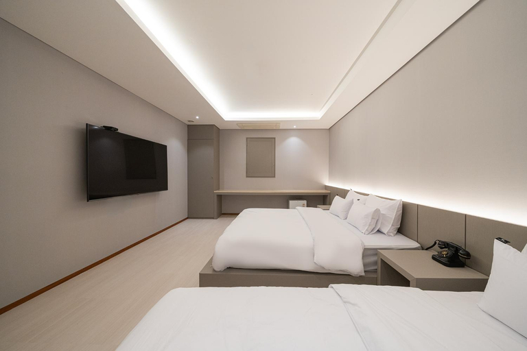 Bedroom 2, Incheon Guwoldong Hotel Rondo, Namdong