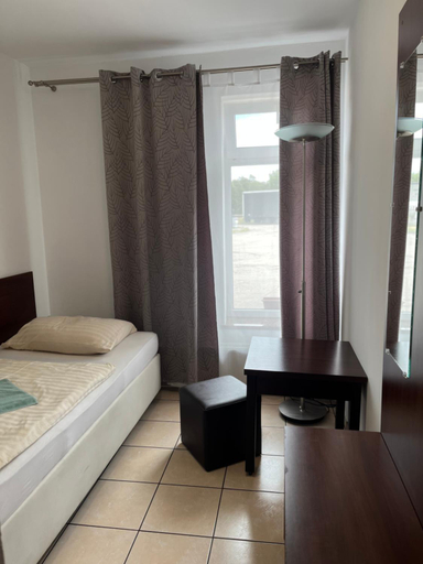 Bedroom, Motel w Lace, Bolesławiec