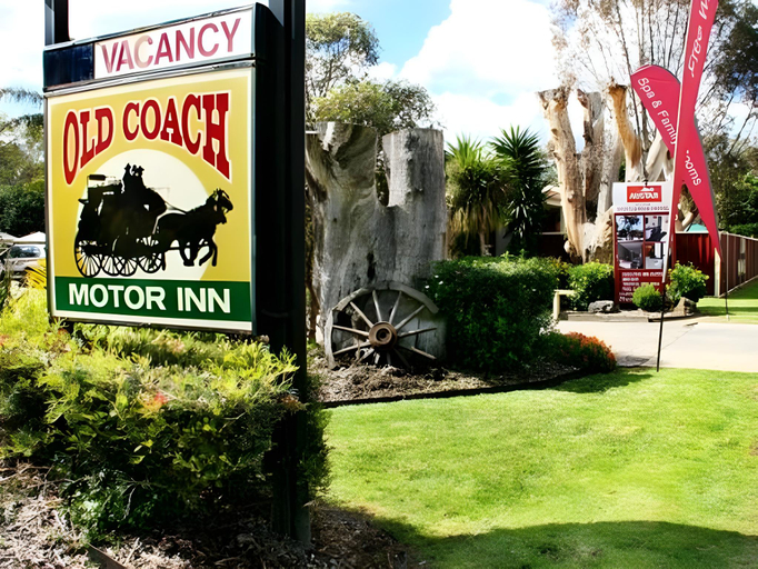 Others 4, Old Coach Motor Inn, Campaspe - Echuca